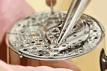 上海劳力士月相手表保养