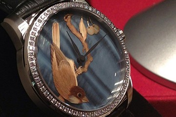 上海劳力士手表表面摔碎了怎么办