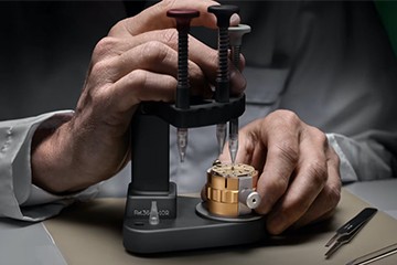 上海劳力士镜面摔坏