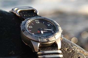 上海劳力士表镜碎了